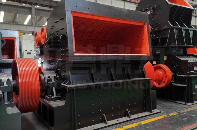 1600×1600单段锤式破碎机