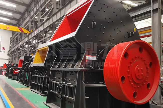 PCΦ800×800锤式破碎机