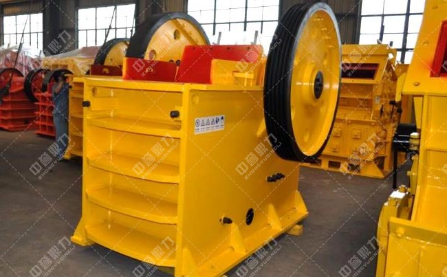 鄂式碎石机
